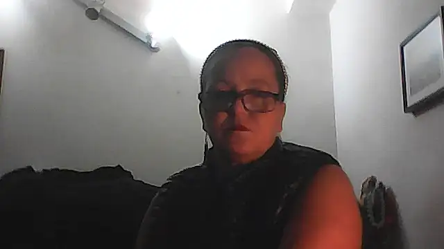 Snapshot of DOLCECOPPIA2025 chatting on 15, 10, 2025 DOLCECOPPIA2025 online show from 15, 10, 2025