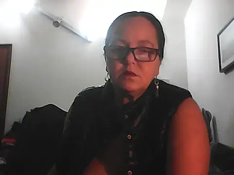 Snapshot of DOLCECOPPIA2025 chatting on 16, 11, 2025 DOLCECOPPIA2025 online show from 16, 11, 2025