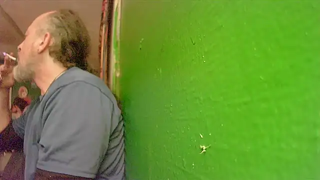 Snapshot of HippieDad333 chatting on 28, 9, 2025 HippieDad333 online show from 28, 9, 2025