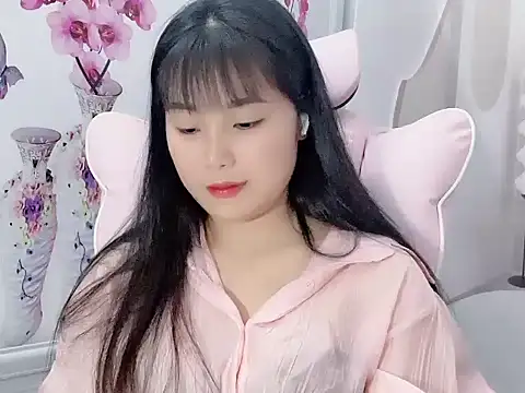 Snapshot of Lie_liee chatting on 16, 7, 2026 Lie liee online show from 16, 7, 2026