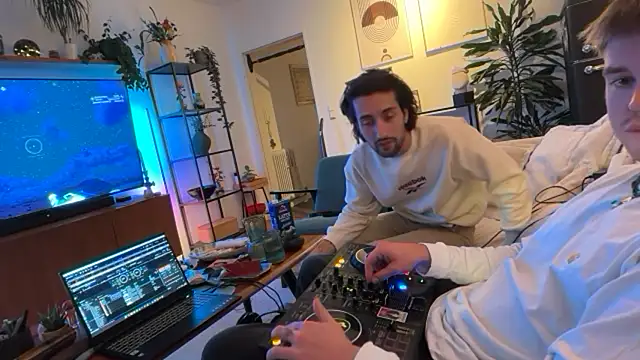 Passion-Frucht online show from 28, 9, 2025