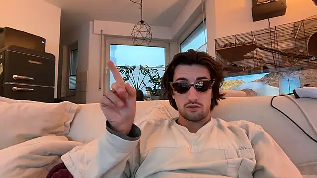 Passion-Frucht online show from 7, 10, 2025