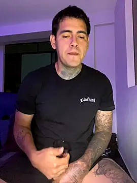 Snapshot of roa_alee chatting on 16, 11, 2025 roa alee online show from 16, 11, 2025