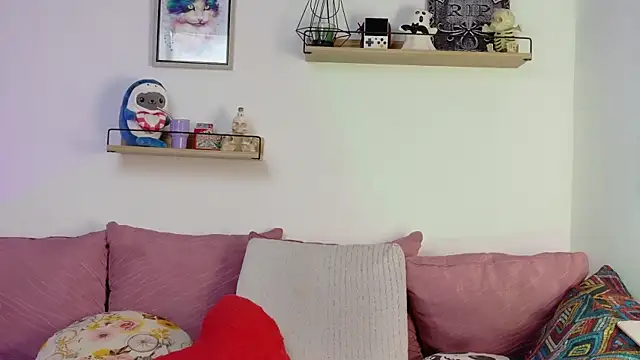 LucyDerby online show from 20, 11, 2025