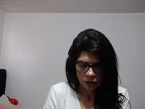 abrilsex23 online show from 5, 10, 2025