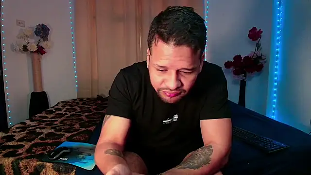 LucasGaeel online show from 12, 4, 2026