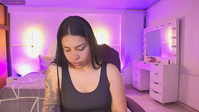 kloe28 online show from 10, 4, 2026