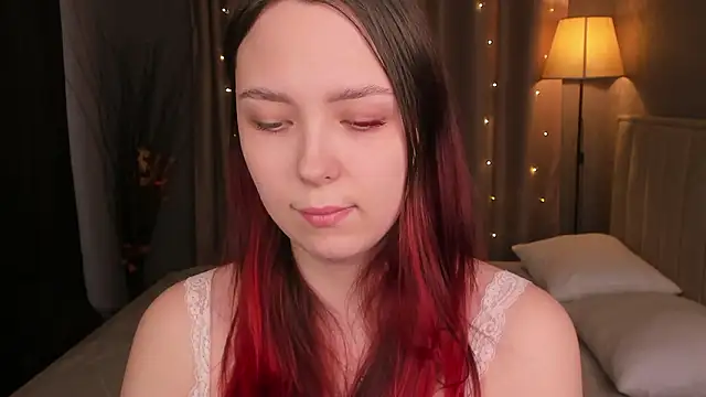 Monica  Queen online show from 7, 3, 2026