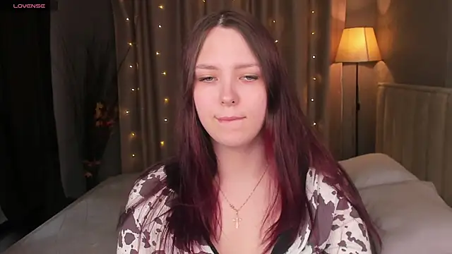 Monica  Queen online show from 13, 4, 2026