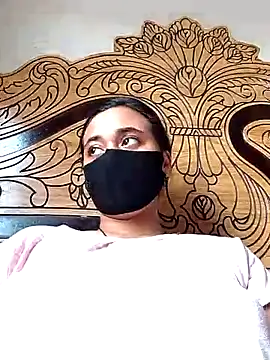 Love Queen11 online show from 26, 9, 2025