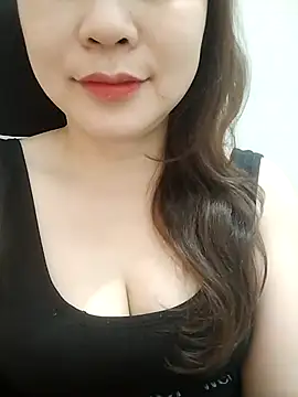 Girl Shy2000 online show from 27, 3, 2026