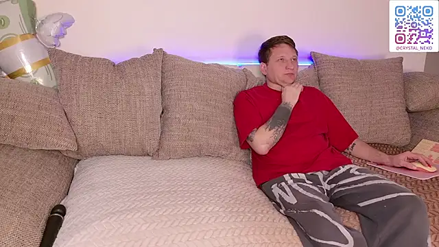 Crystal Neko online show from 8, 3, 2026