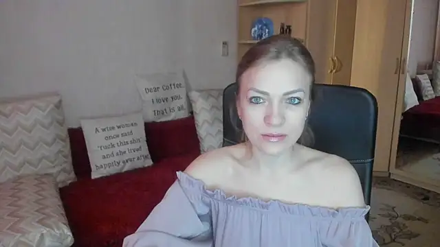 Tiffany Bates online show from 10, 1, 2026