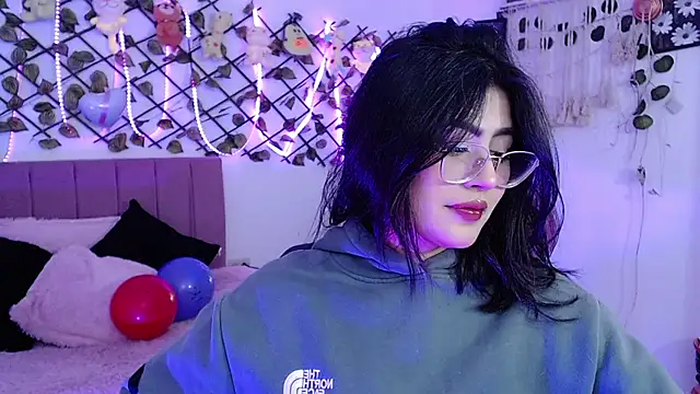 isa bunny18 online show from 3, 10, 2025