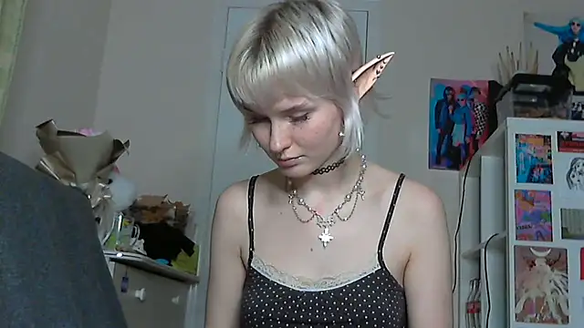 Paradoxy  online show from 30, 11, 2025