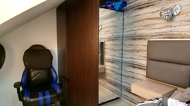 Lovers 21 online show from 1, 12, 2025