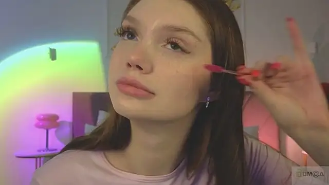 Snapshot of Nicole_Broown_ chatting on 18, 2, 2026 Nicole Broown online show from 18, 2, 2026