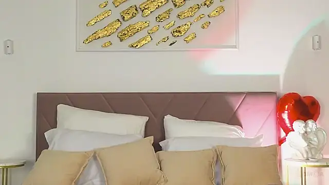 Snapshot of Nicole_Broown_ chatting on 8, 3, 2026 Nicole Broown online show from 8, 3, 2026