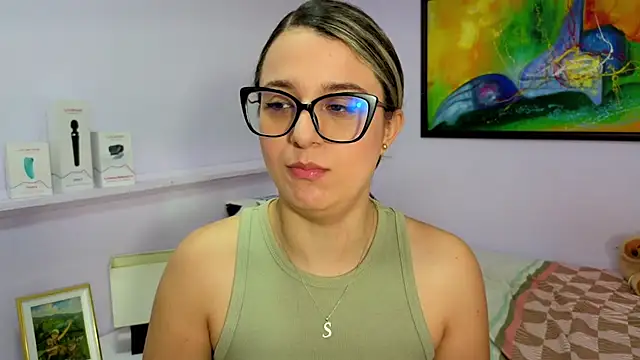 Snapshot of katiaa_lovv chatting on 6, 3, 2026 katiaa lovv online show from 6, 3, 2026