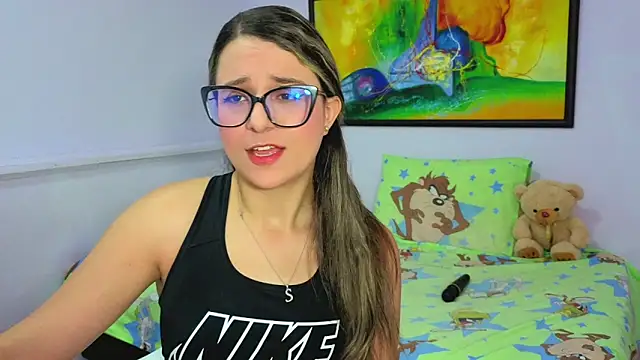 Snapshot of katiaa_lovv chatting on 6, 4, 2026 katiaa lovv online show from 6, 4, 2026