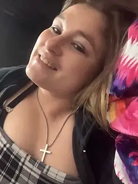 Snapshot of BuzzBunni69 chatting on 25, 10, 2025 BuzzBunni69 online show from 25, 10, 2025