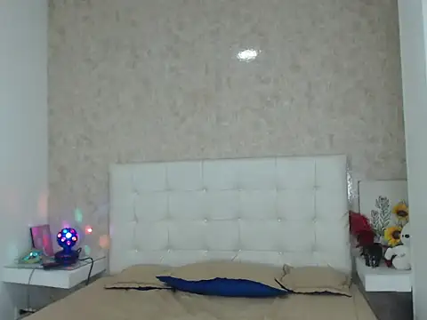 Aaron Foxxx online show from 17, 12, 2025