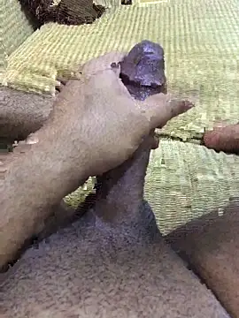 Snapshot of Yassesexy chatting on 12, 10, 2025 Yassesexy online show from 12, 10, 2025