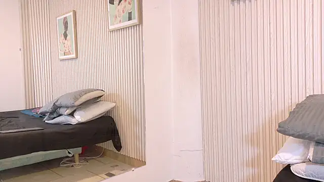 Abrilmirren online show from 1, 3, 2026