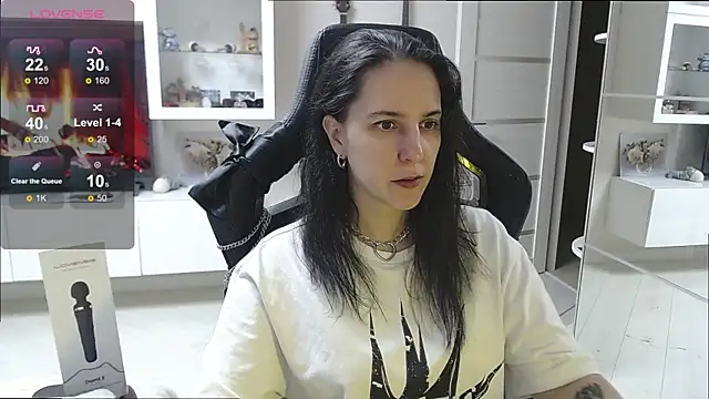 Snapshot of Irwi_Tomboy chatting on 23, 10, 2025 Irwi Tomboy online show from 23, 10, 2025