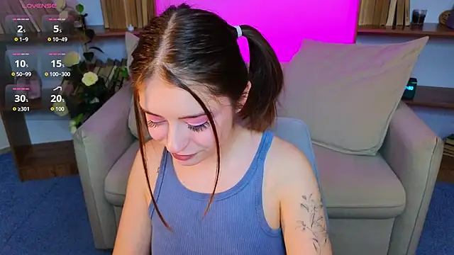  Amelia Shine  online show from 4, 11, 2025