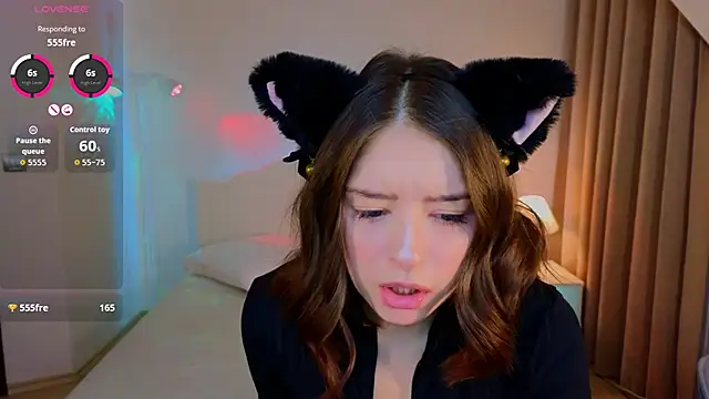  Amelia Shine  online show from 15, 11, 2025