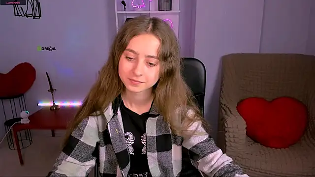 rebecca smile online show from 8, 11, 2025