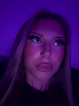 blondeeee online show from 16, 1, 2026