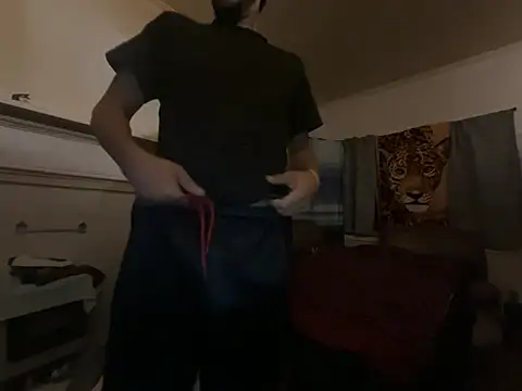 Snapshot of ThrowedWorldWide chatting on 11, 2, 2026 ThrowedWorldWide online show from 11, 2, 2026