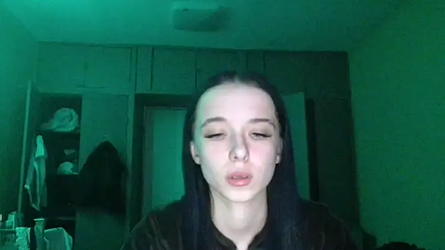 Emilia Light online show from 20, 3, 2026