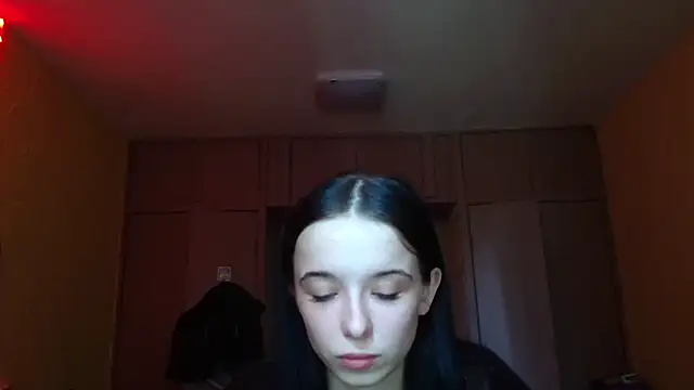 Emilia Light online show from 14, 4, 2026