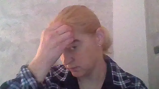 GoldenAngelMilf online show from 4, 4, 2026