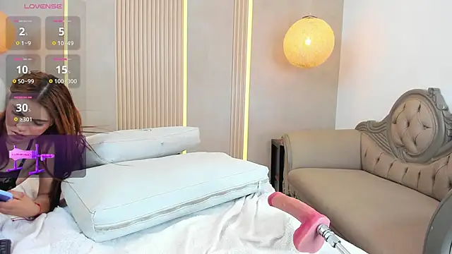 beca winn online show from 13, 11, 2025