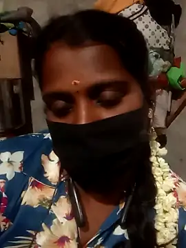 Snapshot of Tamil_Hot_Sandy chatting on 1, 10, 2025 Tamil Hot Sandy online show from 1, 10, 2025