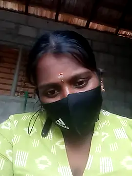 Snapshot of Tamil_Hot_Sandy chatting on 6, 10, 2025 Tamil Hot Sandy online show from 6, 10, 2025