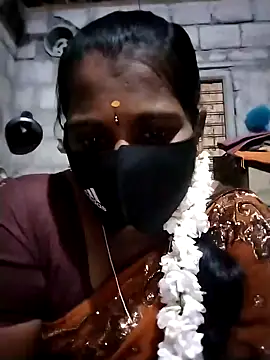 Snapshot of Tamil_Hot_Sandy chatting on 13, 11, 2025 Tamil Hot Sandy online show from 13, 11, 2025