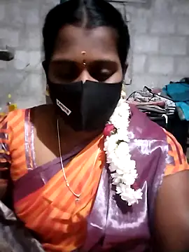 Snapshot of Tamil_Hot_Sandy chatting on 5, 1, 2026 Tamil Hot Sandy online show from 5, 1, 2026