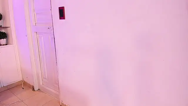 Caroline Millerr online show from 6, 2, 2026