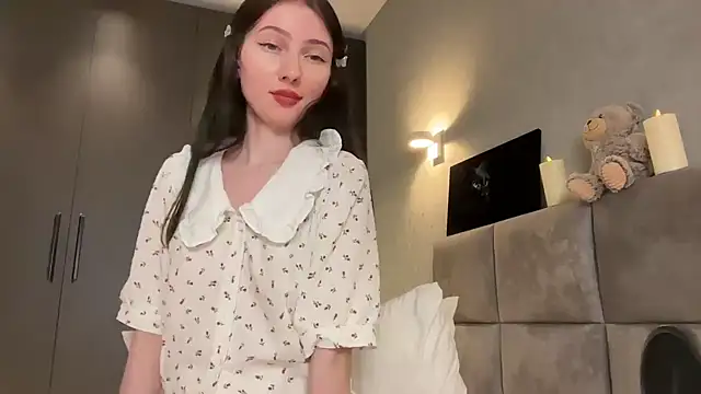 AnaMoonlight online show from 7, 3, 2026