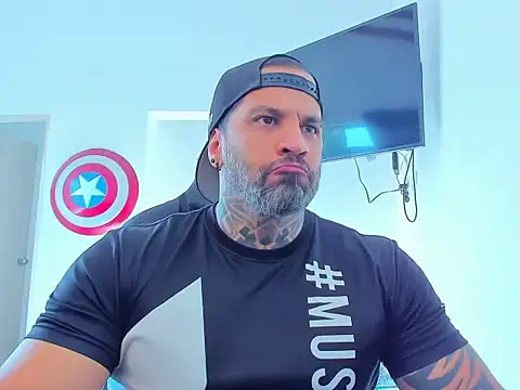 JoshRigby online show from 8, 11, 2025