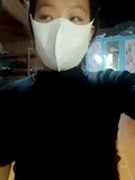 Snapshot of bree-zz chatting on 9, 11, 2025 bree-zz online show from 9, 11, 2025