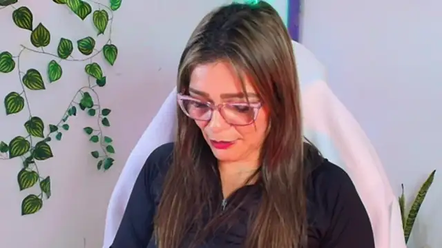 Snapshot of Carol_Miss2 chatting on 7, 2, 2026 Carol Miss2 online show from 7, 2, 2026