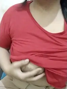 Yourbabysweet05 online show from 27, 9, 2025