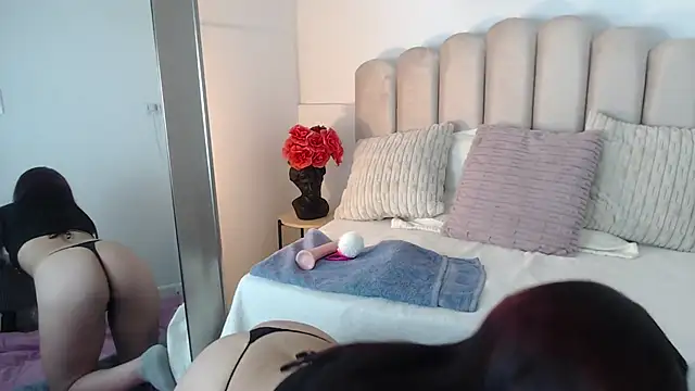 isa bigassx online show from 5, 11, 2025