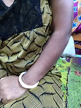 Desi Lilly01 online show from 23, 12, 2025